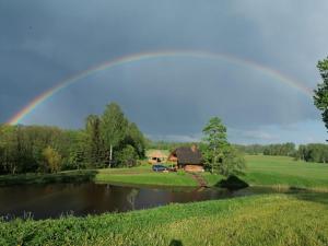 Brīvdienu māja ar pirti "Strautkalni"