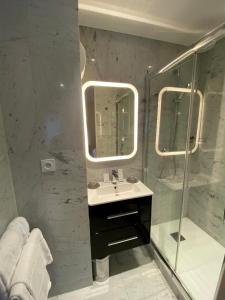 Hotels Hotel Les Bains : photos des chambres
