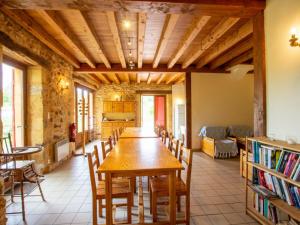 Maisons de vacances Gite Bouillac, 4 pieces, 9 personnes - FR-1-616-9 : photos des chambres