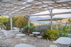Galaxa Mansion Parnassos Greece