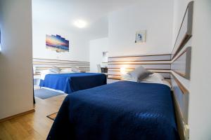 Triple Room with Balcony room in Hotel Belvedere