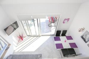 Apartment in Tribunj with sea view, balcony, air conditioning, WiFi 4953-4