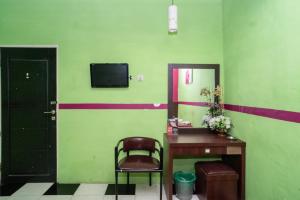RedDoorz near Uniska Banjarmasin
