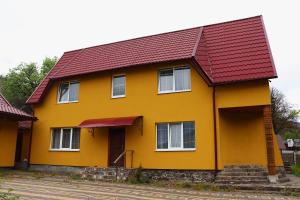 Сільська Садиба