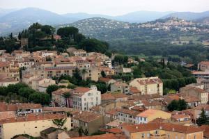 Appartements Les Caramagnols : photos des chambres