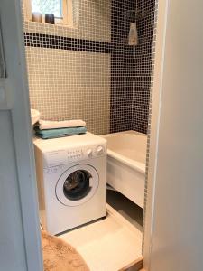 Stuga på Rossö, Strömstad