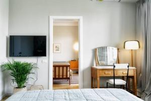 Luxurious Huge Flat with Large Terrace