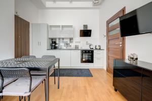 Dom House Apartments Chmielna Park