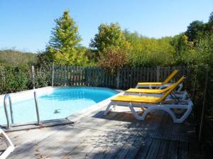 Maison de 3 chambres avec piscine partagee jardin amenage et wifi a Le Buisson de Cadouin