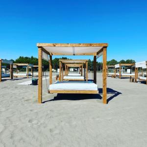 HILLS RESORT Beach, Bungalows and Bar - Velika Plaza Ulcinj