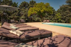 Maisons de vacances Quiet 50's cottage - 12 p. - Private park & pool : photos des chambres