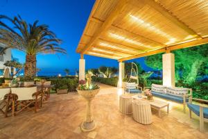 Pyrgos Beach Hotel Apartments Heraklio Greece