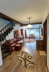 Double Room with Extra Bed room in Conacul Caterinei