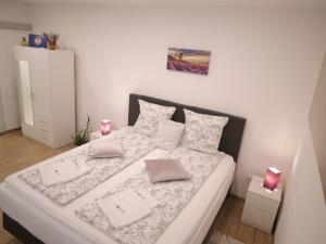 Lavender Studio Ultra Central