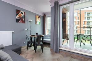 Gdansk Walowa Apartments by Renters