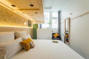 MAISON FRANCOIS Paris