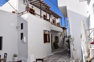 Naoussa Center Cycladic House Paros Greece