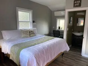 Murphys Law Inn 3 - Round Top