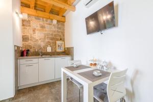 JeS Old Town Luxury Rooms