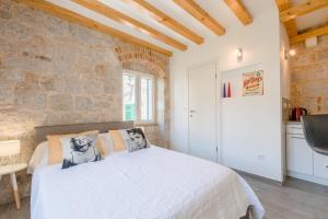 JeS Old Town Luxury Rooms