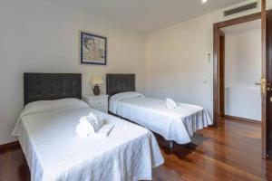 One of the most loved villa 500m from the beach by Renthousing