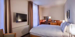 Spacious with Terrace room in K+K Hotel Maria Theresia