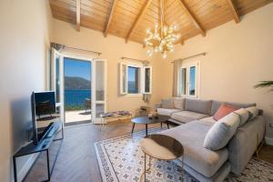 Luxury private Villa Liberty with pool in Fiskardo Kefalloniá Greece