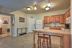 Slopeside Serenity Whitetail Condo Walk to Lift