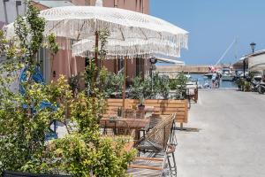 Aisha Petite Suites Chania Greece