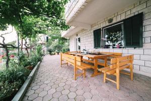 Studio Apartment in Duce with Sea View, Terrace, Wi-Fi (4167-10)