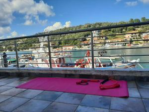 Xaradiotis House - A modern home away from home