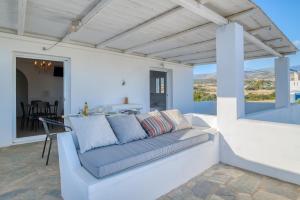 Dahlia Apartments And Studios Paros Greece