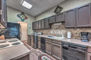 Alto Condo w Deck: 2 Mi to Ruidoso Winter Park!