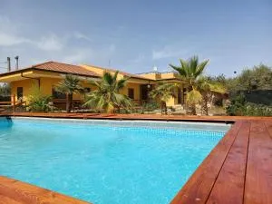 Turtle Island Apartments - Punta Secca