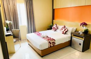 Deluxe Queen Room room in City Central Hotel @ KL Sentral