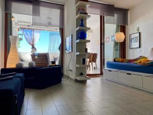 Astra cinematic house img14