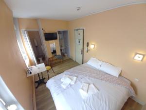 Hotels Le Terminus fasthotel soissons centre : photos des chambres