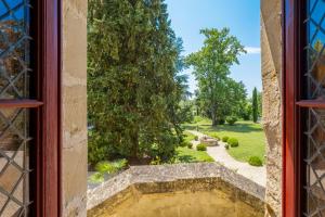 Villas Manoir Historique avec piscine et grand jardin a la francaise : photos des chambres