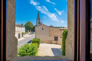 Villas Manoir Historique avec piscine et grand jardin a la francaise : photos des chambres