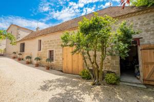 Villas Manoir Historique avec piscine et grand jardin a la francaise : photos des chambres