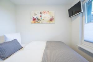 Bungalow Neuwarft, Wohnung 1