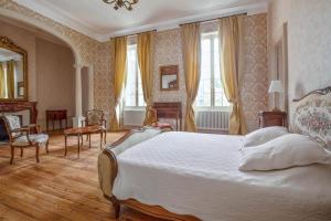 B&B / Chambres d'hotes Chateau Belle Epoque - Chambres d'Hotes & Gites : photos des chambres