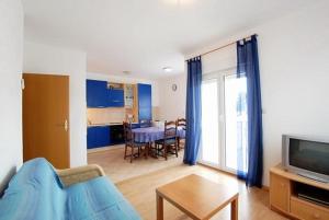 Apartment in Medulin with Terrace, Air conditioning, Wi-Fi, Washing machine (3480-2)