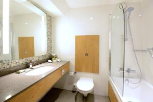 King Room room in Clayton Hotel Cork City