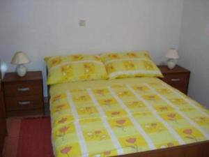 Apartment in Jadranovo with terrace, air conditioning, WiFi (4881-1) 