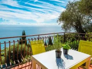 Apartment Paradise View by Interhome - Latte