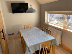 Family Room room in Buile Hill Holiday Flats