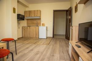 ~By Camping Gradina ~ Spacious Flats with Balconies