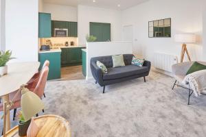 Host & Stay - Beach View