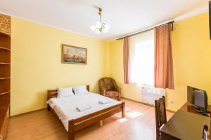 Квартира в центрі подобово на вулиці Коперника 26 біля Палацу Мистецтв